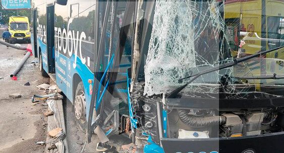 Moskvada iki elektrobus toqquşub, 11 nəfər xəsarət alıb - VİDEO