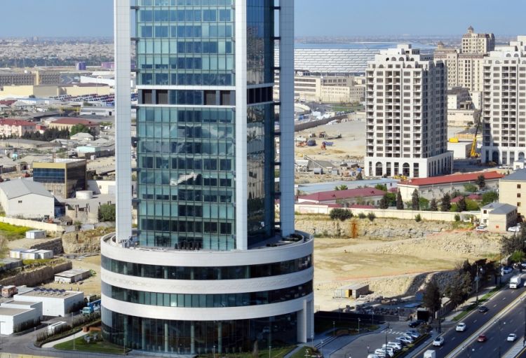 ARDNF 23 ölkədə 1400 iri şirkətin səhmlərinə sahibdir