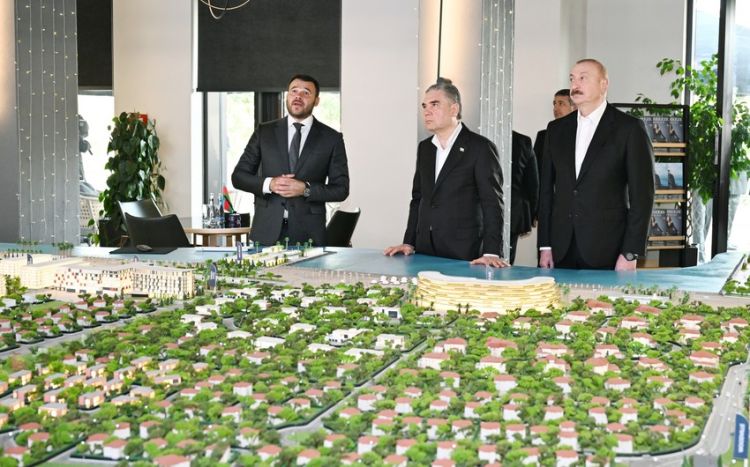 İlham Əliyev və Qurbanqulu Berdiməhəmmədov “Sea Breeze”də olublar