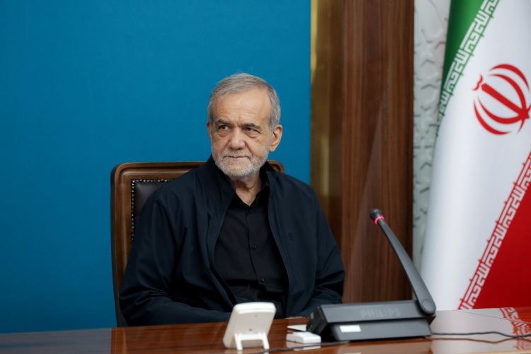 Pezeşkian Pakistana səfər edəcək
