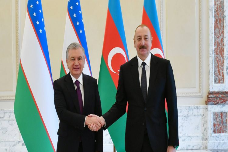 Azərbaycan Prezidenti Şavkat Mirziyoyevə zəng edib