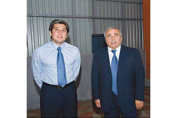 Moskvada xüsusi təyinatlılar İsgəndər Xəlilovun oğlunun şirkətində axtarış aparır