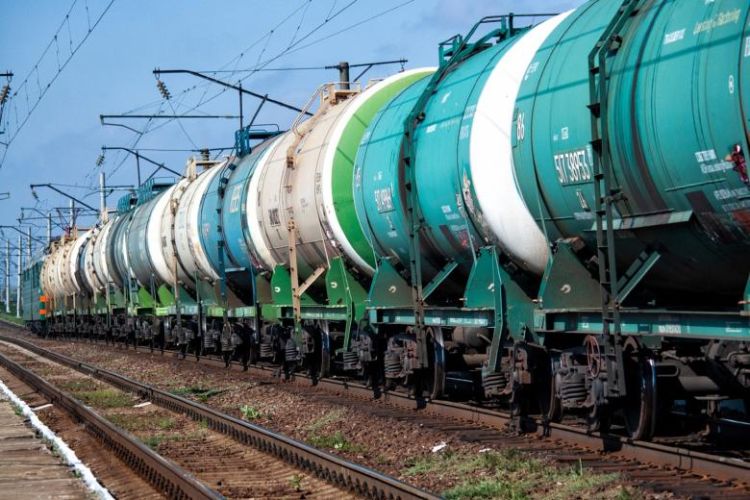 Rusiyada neft istehsalçılarına  3 günlük qadağa qoyuldu
