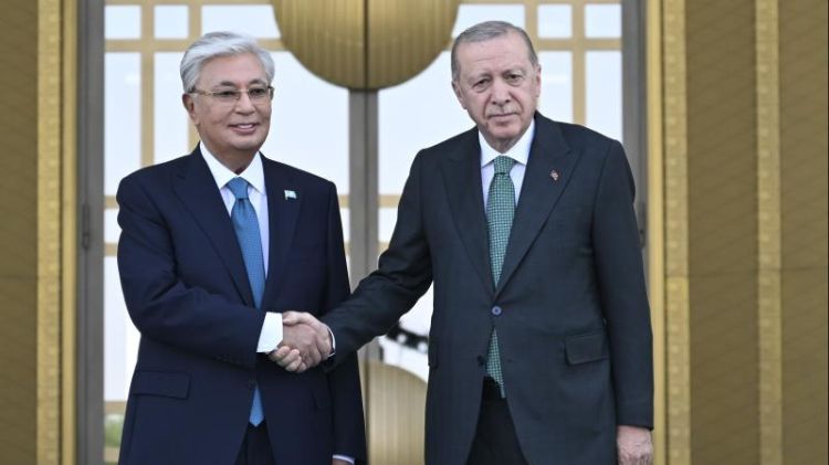 Tokayev Ərdoğanın Ukraynada gedən müharibənin nizamlanmasında xüsusi rolunu qeyd edib