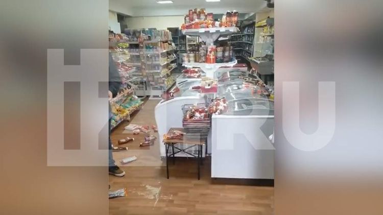 Kamçatka sakini zəlzələnin ilk dəqiqələrindən danışır - VİDEO