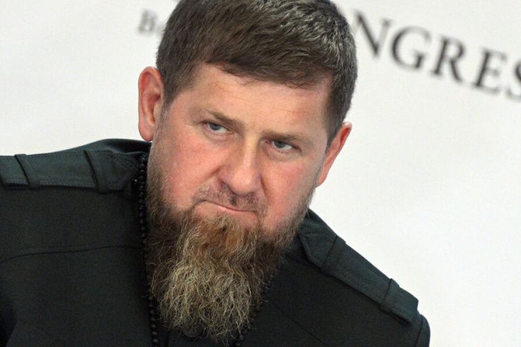 Kadırov düşmənləri ilə bağlı paylaşım edib