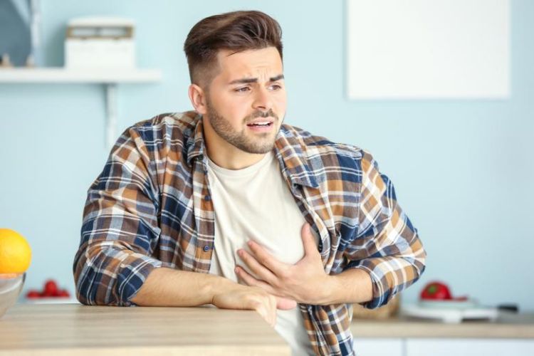 Kardioloq niyə gənclərin hipertoniyaya tutulduğunu açıqlayıb