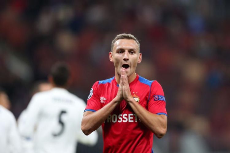 Rusiya millisinin futbolçusu Yunanıstanda çimərlikdə qarət edilib