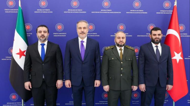 Hakan Fidan suriyalı nazirlərlə görüşüb