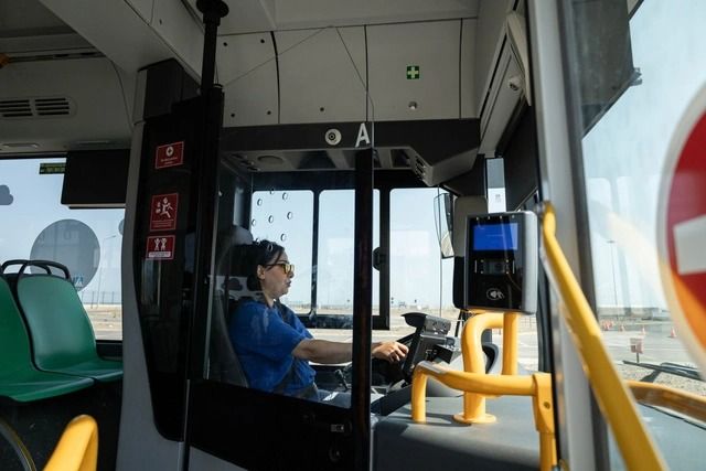 Azərbaycanda qadın avtobus sürücülərinin hazırlanmasına  BAŞLANILDI