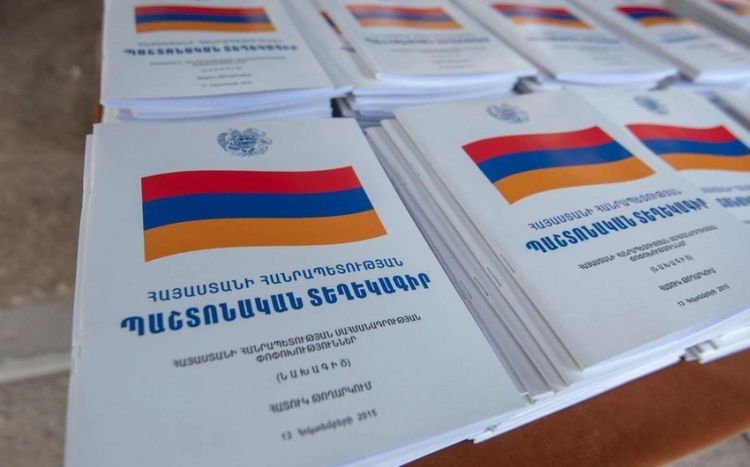 Ermənistanda yeni Konstitusiyasının hazırlanması ilə bağlı iclaslar keçiriləcək
