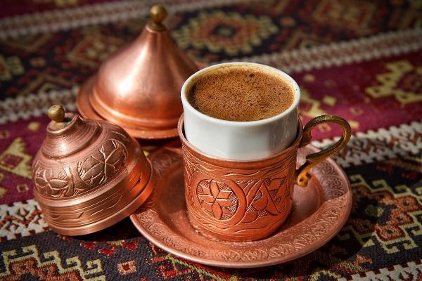 Həkim qəhvəyə alternativ vərdişləri sadaladı
