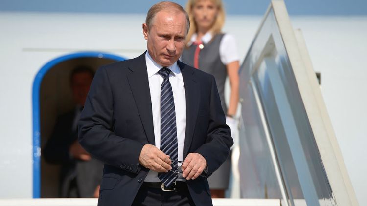 Putin Alyaskaya yola düşüb