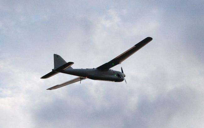 Litva prezidentinin təyyarəsi naməlum dron səbəbindən dərhal eniş edə bilməyib