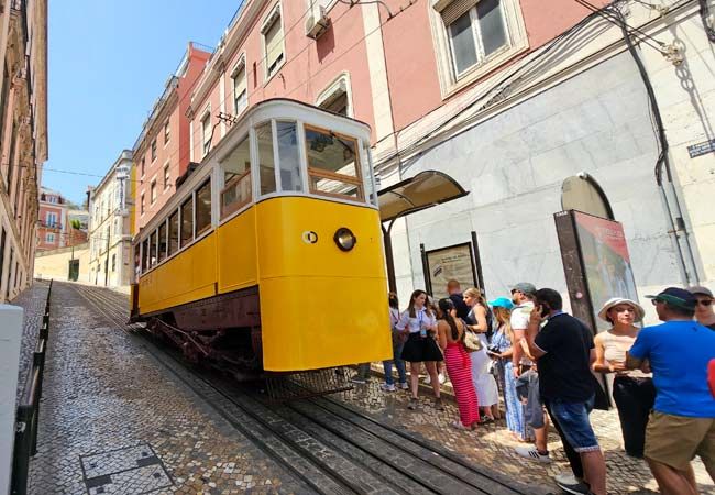 Portuqaliyada matəm elan edilib