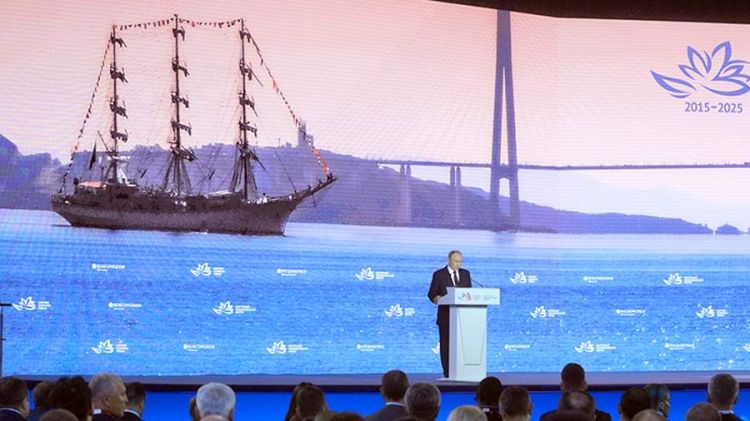 Putin gələcək dünyanı üç sözlə təsvir edib