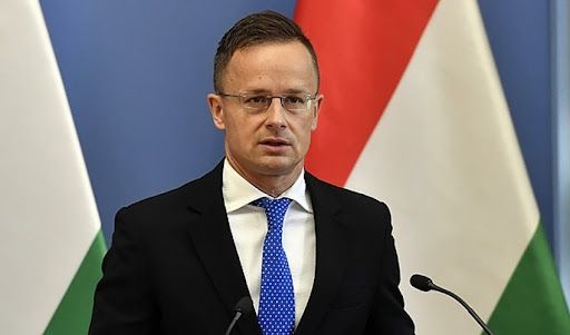 Siyarto: Avropa liderləri Azərbaycan Prezidenti ilə şəkil çəkdirmək üçün növbəyə düzülürlər