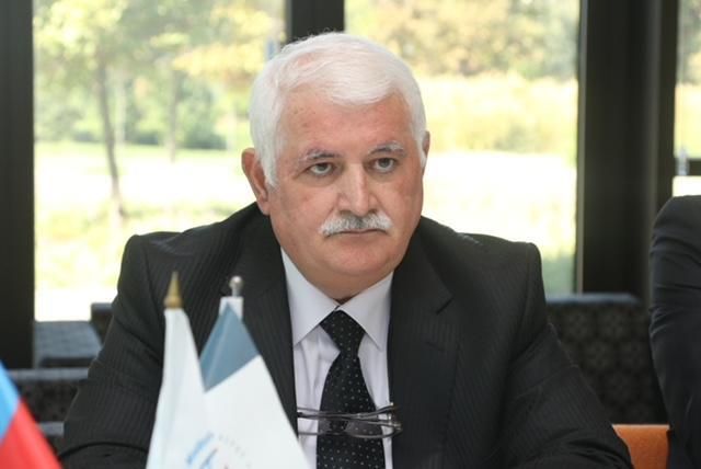 BAMF-nin sədri: Təzə Pir məscidində ehsan qiymətləri digər yerlərdən bahadır