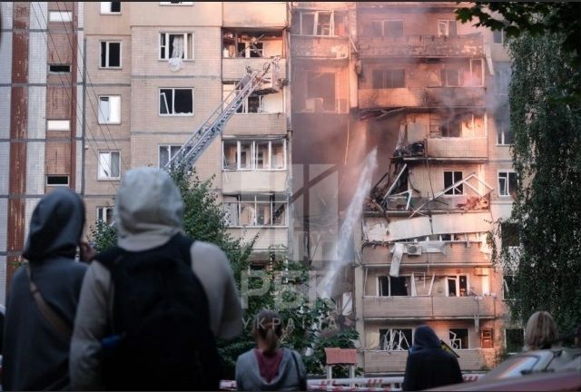 Rusiya bir gecədə Kiyevə 13 ədəd "İskəndər" raketi atıb