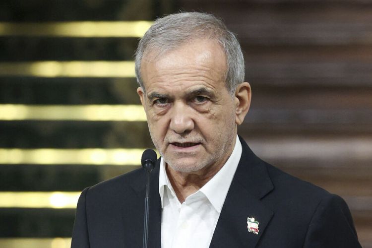 Pezeşkian BRİKS-ə sanksiyalara qarşı ümumi mexanizm yaratmağı təklif edib