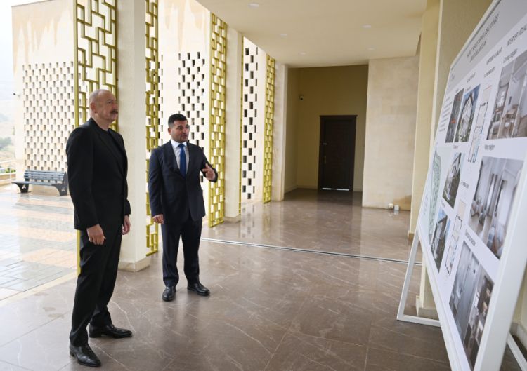 Hadrut qəsəbəsində inşa edilmiş məscidin açılışı olub - FOTO