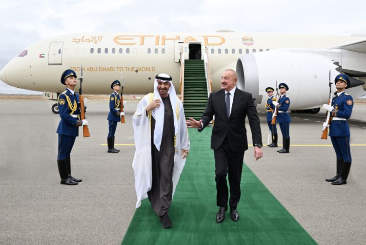 BƏƏ Prezidenti Azərbaycana rəsmi səfərə gəlib - FOTO