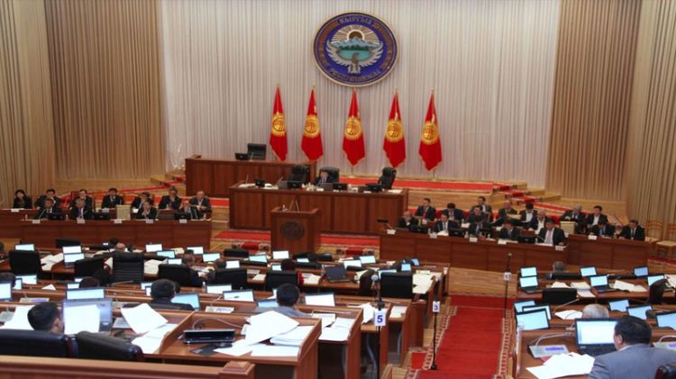 Qırğızıstan parlamentinə seçkilər noyabrın sonunda keçirilə bilər 