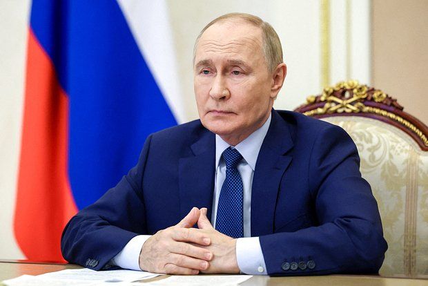 Putinin rusiyalılar arasında reytinqi dəyişib