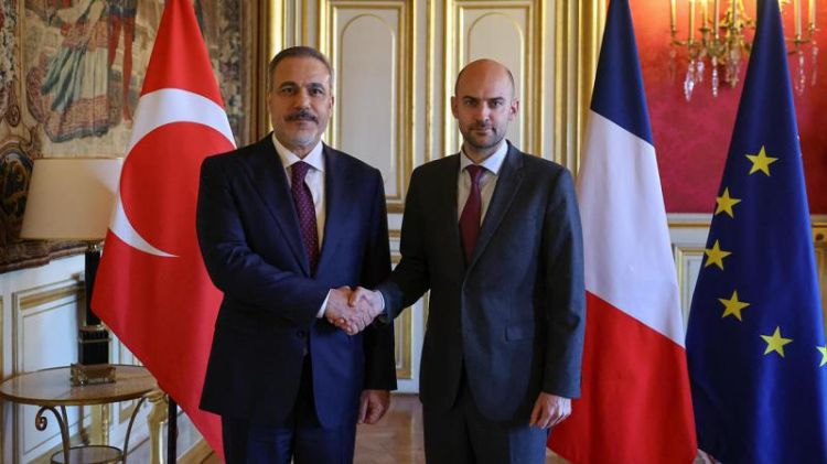 Hakan Fidan fransalı həmkarı ilə Qəzzanı müzakirə edib
