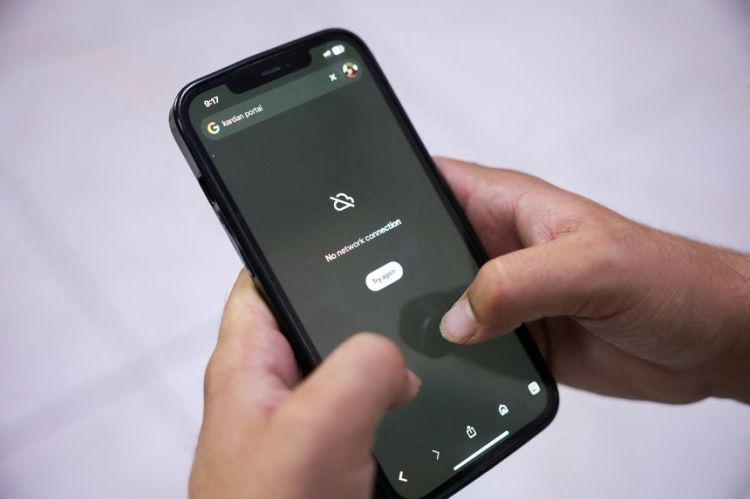 Əfqanıstanda mobil rabitə və internet bərpa olunub
