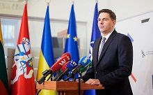 “Krım kimindir?” sualı Litvanın mədəniyyət nazirinə baha başa gəldi