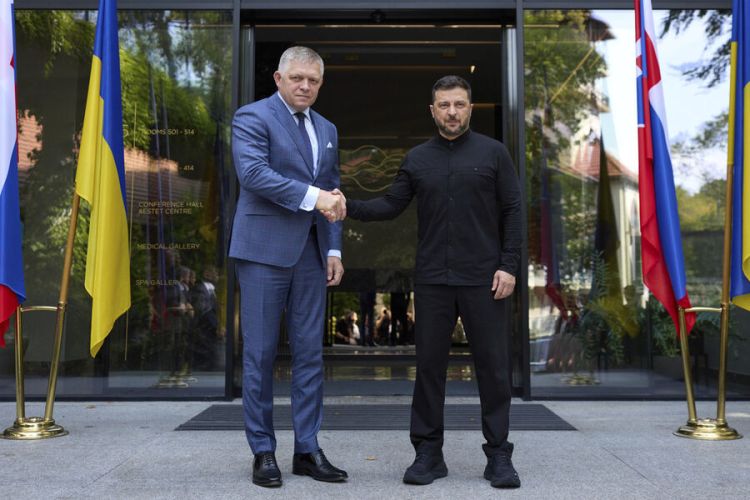 Slovakiya Ukraynaya hərbi yardım edəcək