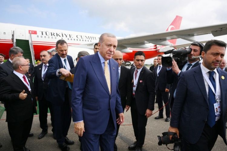 Ərdoğan Azərbaycana səfərə gəlib - FOTO