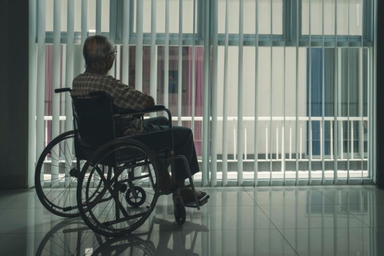 Finlandiyada doğum xəstəxanaları və qocalar evləri bağlanır
