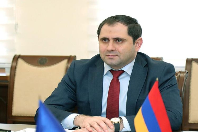 Ermənistanın müdafiə naziri ABŞ-yə səfər edib