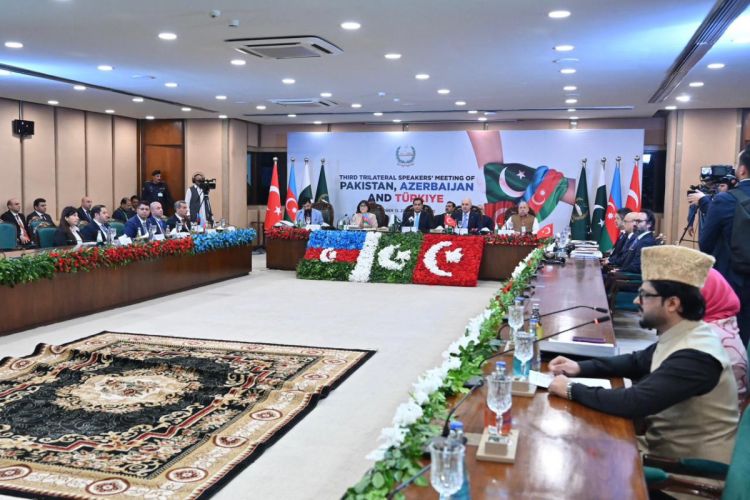 İslamabadda Azərbaycan-Pakistan-Türkiyə parlament sədrlərinin üçüncü üçtərəfli görüşü başlayıb
