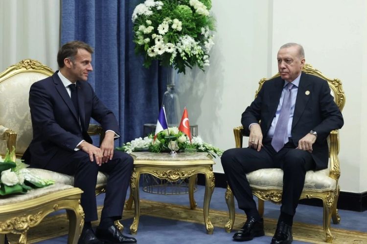 Ərdoğan Misirdə Emmanuel Makron, Kir Starmer və Şeyx Mansurla görüşüb