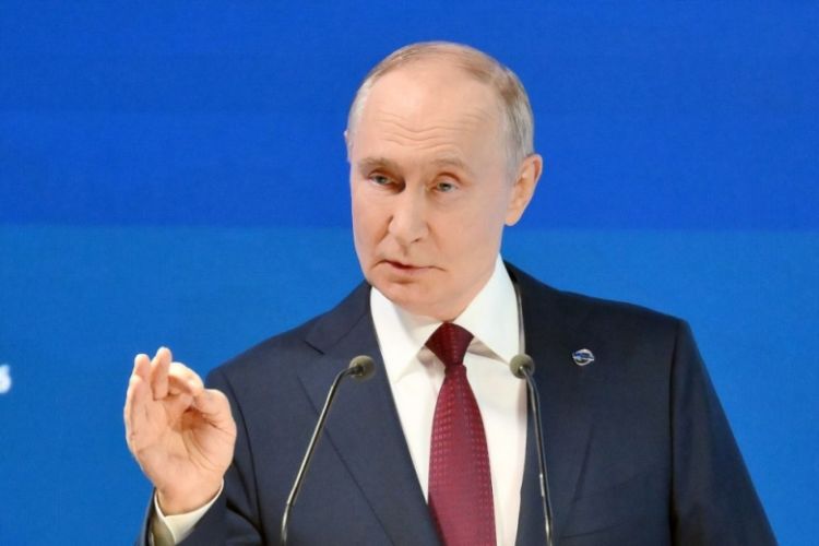 Putin Rusiya ilə Kuba arasında hərbi əməkdaşlıq sazişini təsdiqləyib