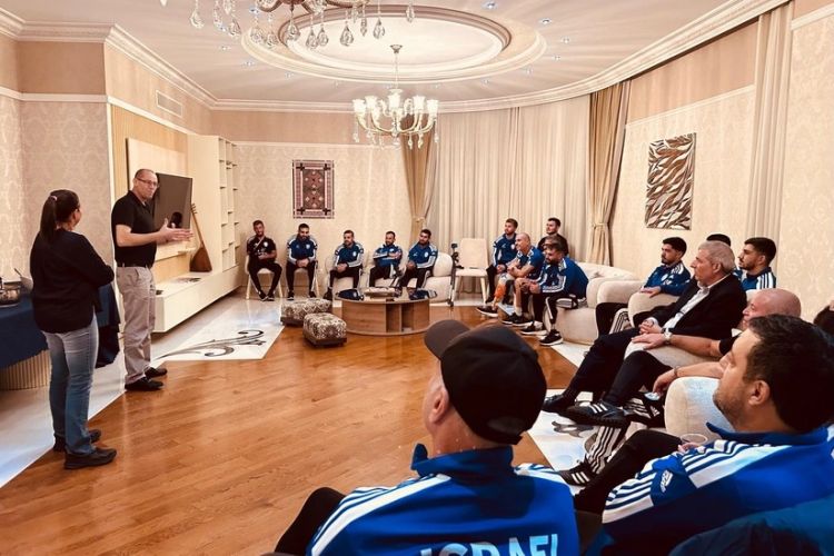 İsrailin Azərbaycandakı səfirliyi amputant futbolçulardan ibarət yığmanı qəbul edib
