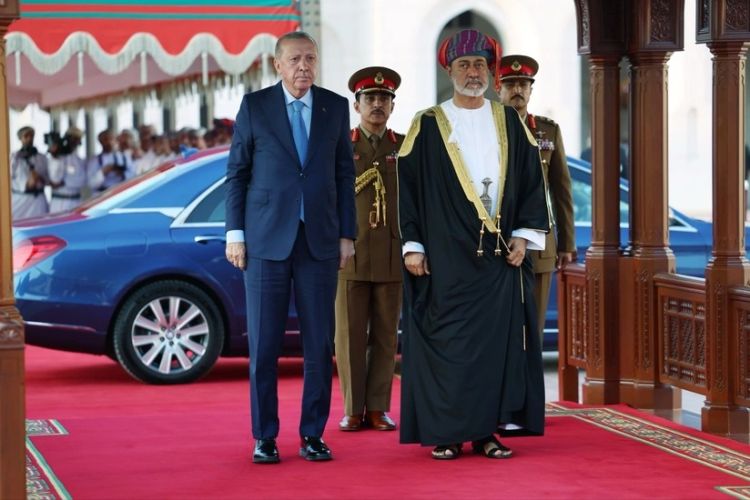 Ərdoğan Omanda səfərdədir