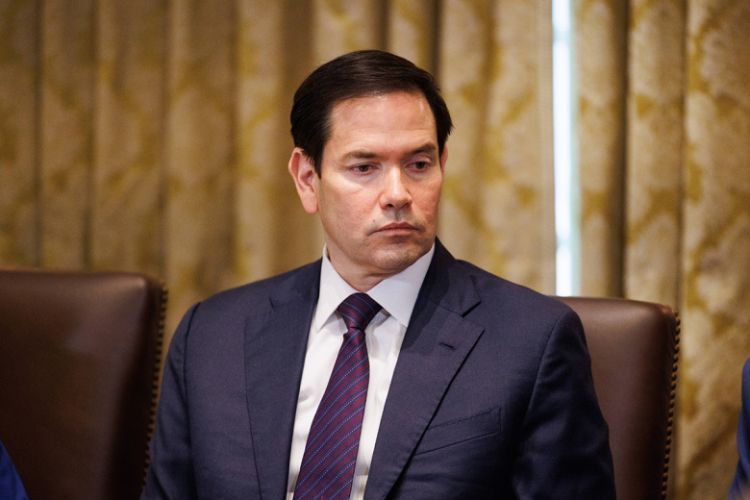 Rubio Trampı Rusiyaya qarşı daha sərt olmağa sövq edib - "Bloomberg"