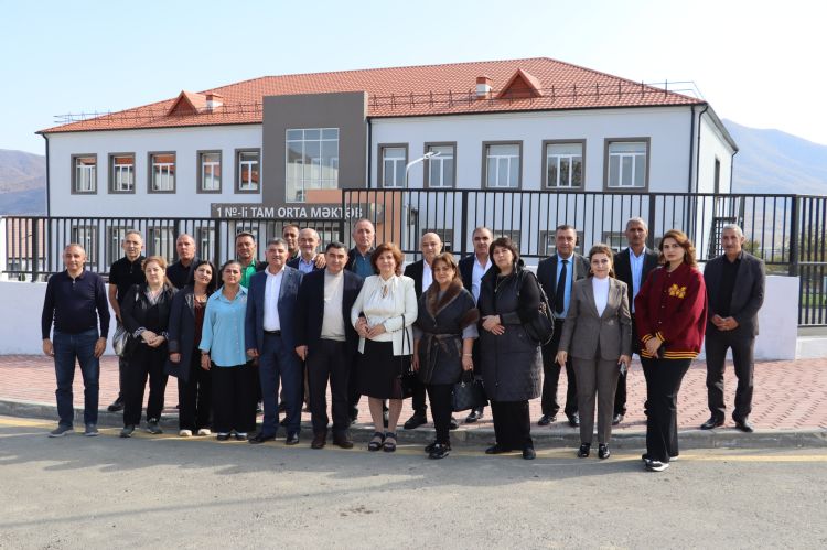 Xocalı məktəbinin məzunlarının ilk görüşü keçirilib - FOTO Xocalı məktəbinin məzunlarının ilk görüşü keçirilib - FOTO
