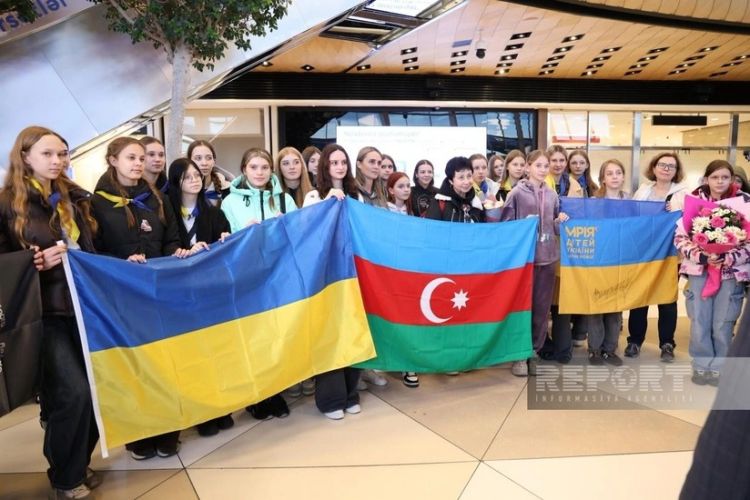 Ukraynadan daha 30 uşaq reabilitasiya üçün Azərbaycana gətirilib Ukraynadan daha 30 uşaq reabilitasiya üçün Azərbaycana gətirilib