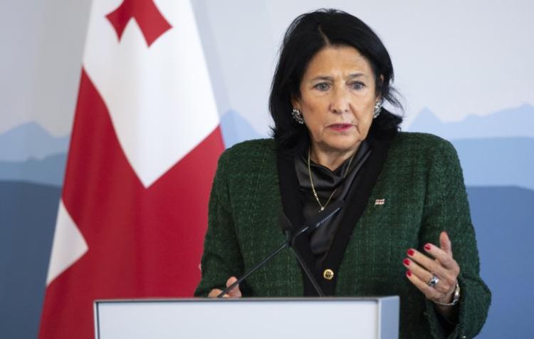 Zurabişvili: Müxalifətin təqibi cəmiyyəti parçalayır və dövləti məhv edir Zurabişvili: Müxalifətin təqibi cəmiyyəti parçalayır və dövləti məhv edir
