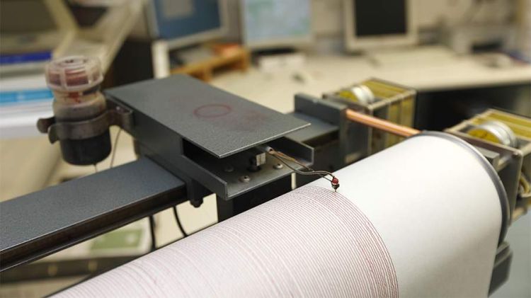 Alimlər Kamçatkada 10 bal gücündə zəlzələlərin baş vermə ehtimalı barədə xəbərdarlıq ediblər Alimlər Kamçatkada 10 bal gücündə zəlzələlərin baş vermə ehtimalı barədə xəbərdarlıq ediblər