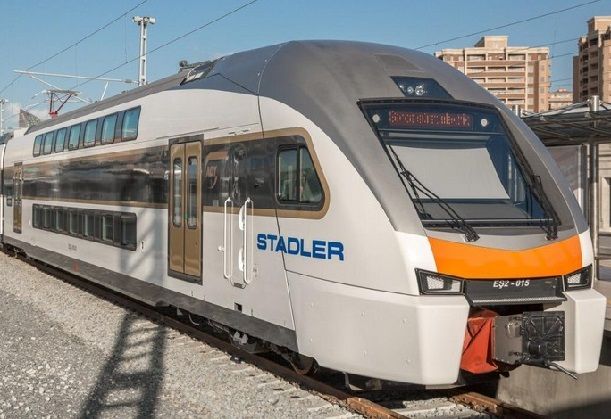 İki yeniyetmə Bakı-Sumqayıt sürət qatarını daşlayıb İki yeniyetmə Bakı-Sumqayıt sürət qatarını daşlayıb