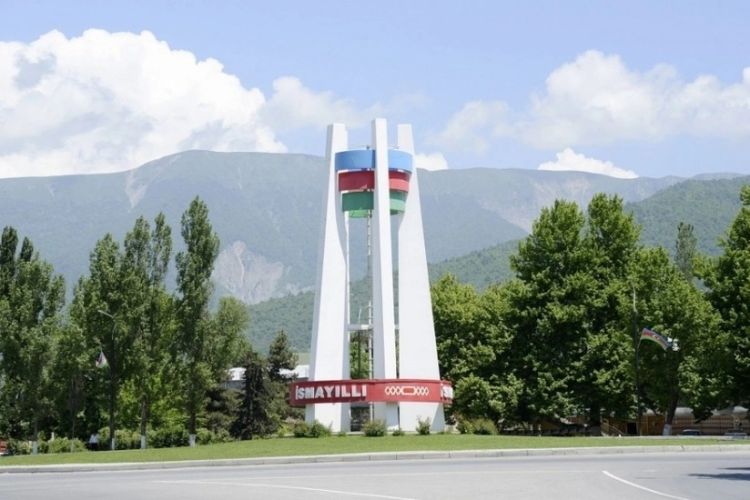 "İsmayıllı" yazılmış memarlıq kompozisiyası niyə sökülüb? - AÇIQLAMA "İsmayıllı" yazılmış memarlıq kompozisiyası niyə sökülüb? - AÇIQLAMA