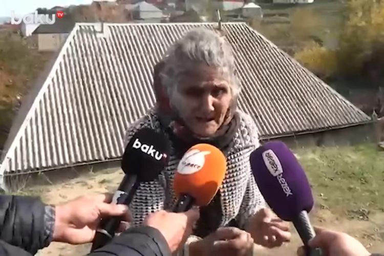 Burun əməliyyatından sonra psixikası pozulan şəxsin qohumu: "Gördüm ki, pişiyi öldürür" - VİDEO Burun əməliyyatından sonra psixikası pozulan şəxsin qohumu: "Gördüm ki, pişiyi öldürür" - VİDEO