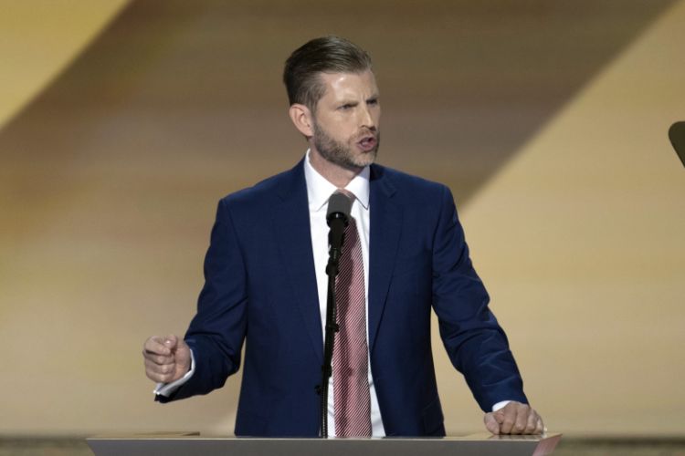 Trampın oğlu ABŞ prezidentliyinə namizədliyini irəli sürəcəyinə işarə edib Trampın oğlu ABŞ prezidentliyinə namizədliyini irəli sürəcəyinə işarə edib