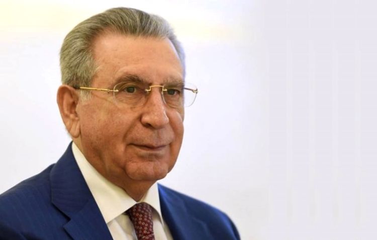 Dəbdəbəli villa, 6 metrlik hasar, helikopterin enməsi üçün meydança:  Həbs edilən başçı Mehdiyevlə qonşu imiş Dəbdəbəli villa, 6 metrlik hasar, helikopterin enməsi üçün meydança:  Həbs edilən başçı Mehdiyevlə qonşu imiş